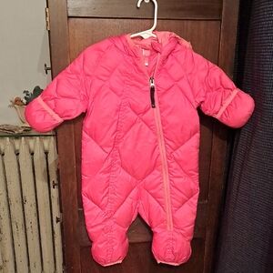 REI Infants 6 Months Bright Pink Quilted Kids Footie Hooded Snowsuit